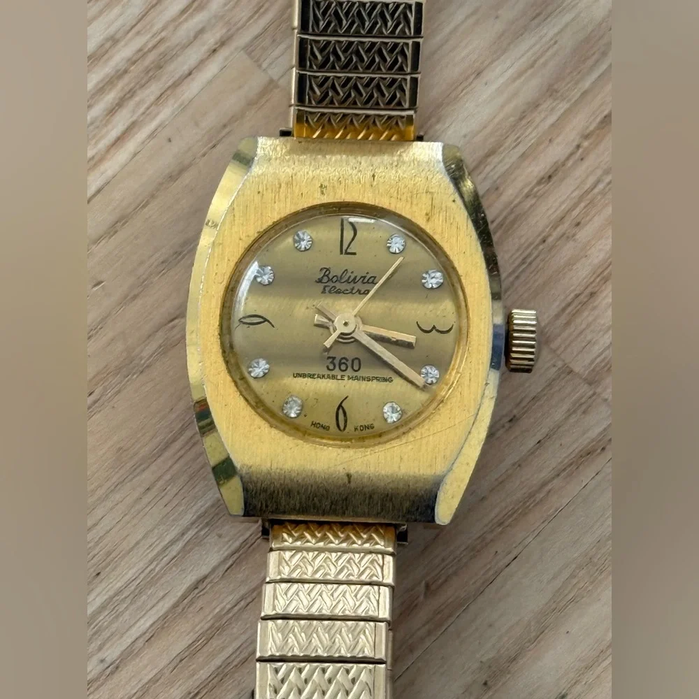 Bolivia Electra 360 Rare Vintage Mechanical Ladies Watch Gold Dial Bracelet